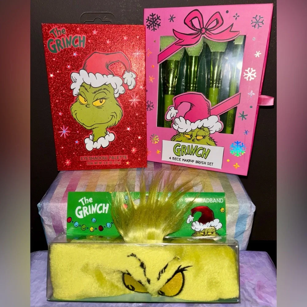Festive Grinch Makeup Bundle